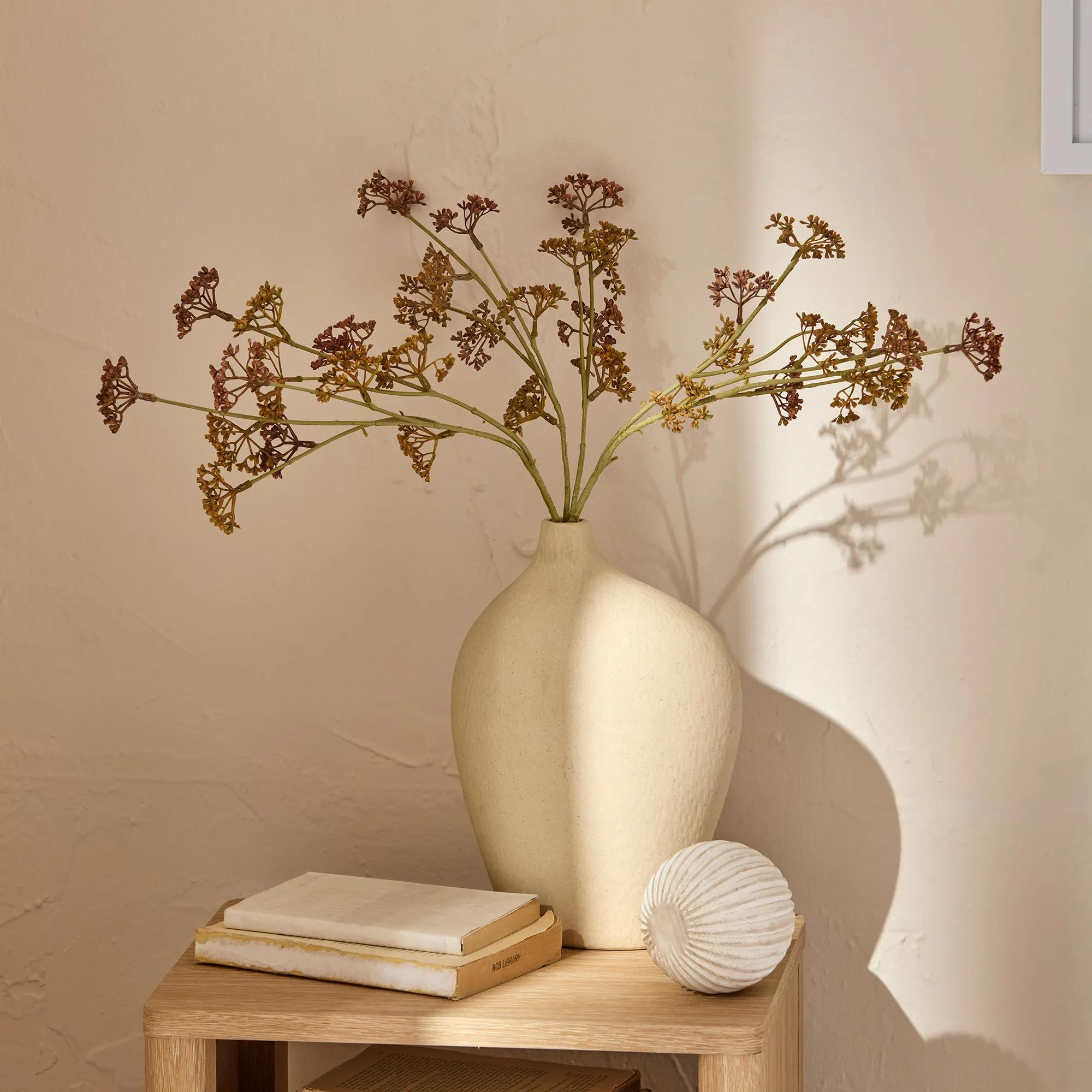 Curved Ceramic Table Vase